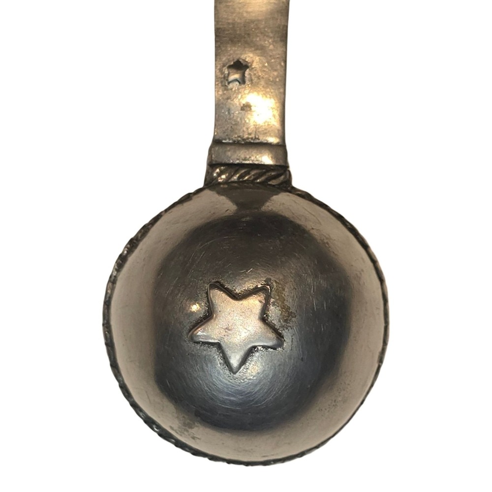 VINTAGE Coffee Queen Scoop Crown Handle Star Bowl Silverplate Metal Collector - Picture 3 of 9